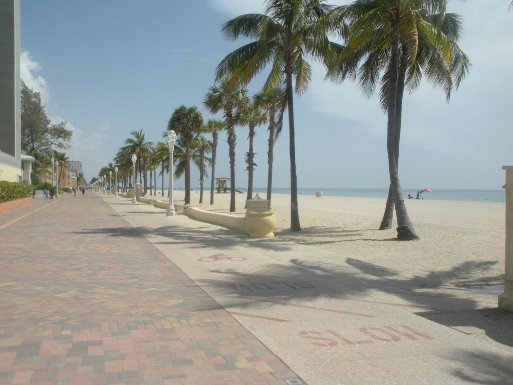 Surf Inn Hotel Hollywood Esterno foto